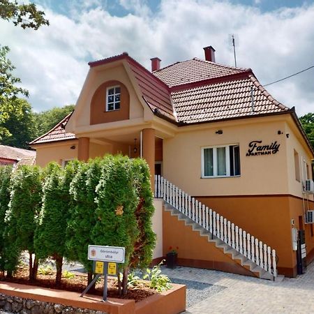 Family Apartman Mişcolţ Exterior foto