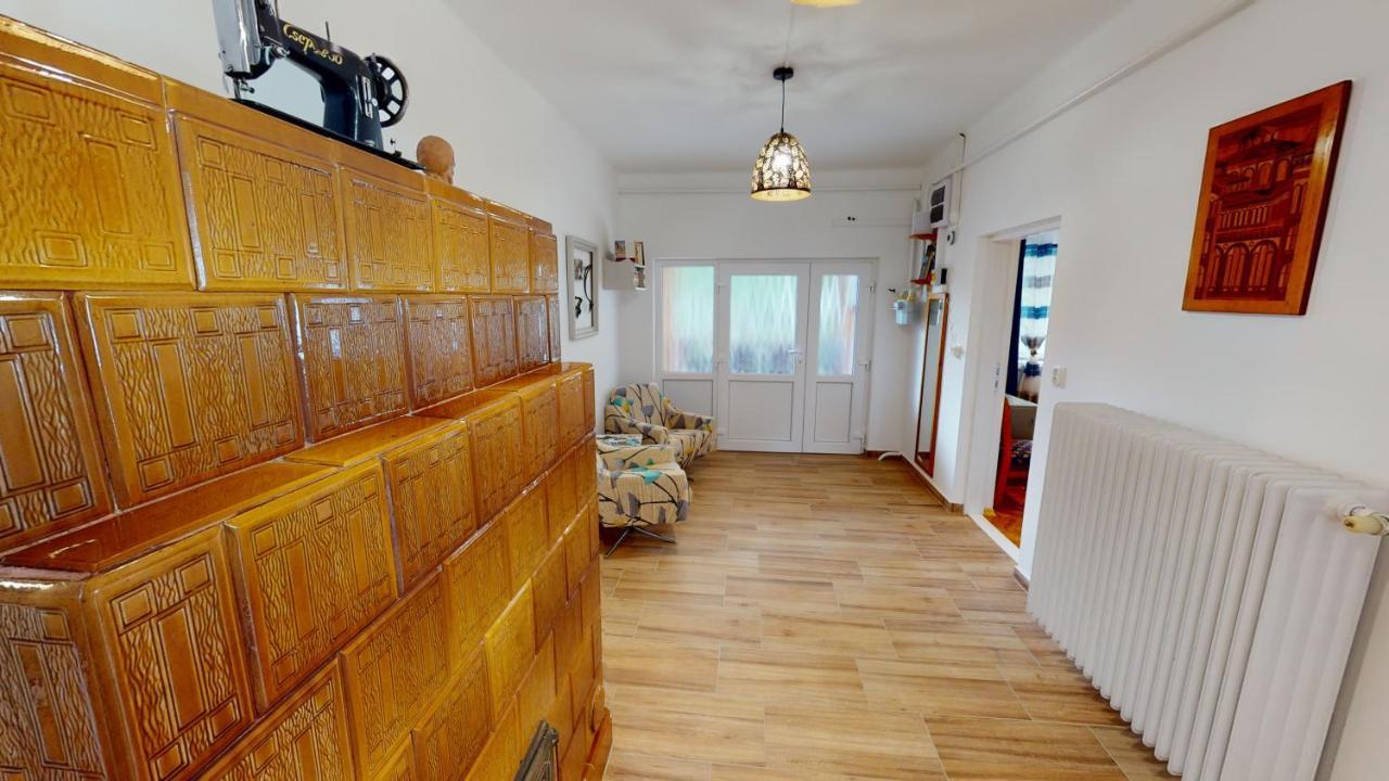 Family Apartman Mişcolţ Exterior foto