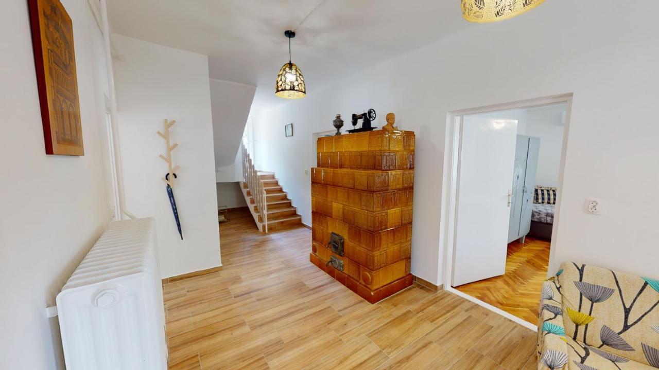 Family Apartman Mişcolţ Exterior foto