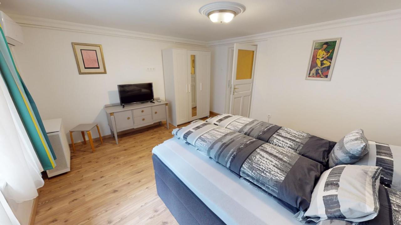 Family Apartman Mişcolţ Exterior foto