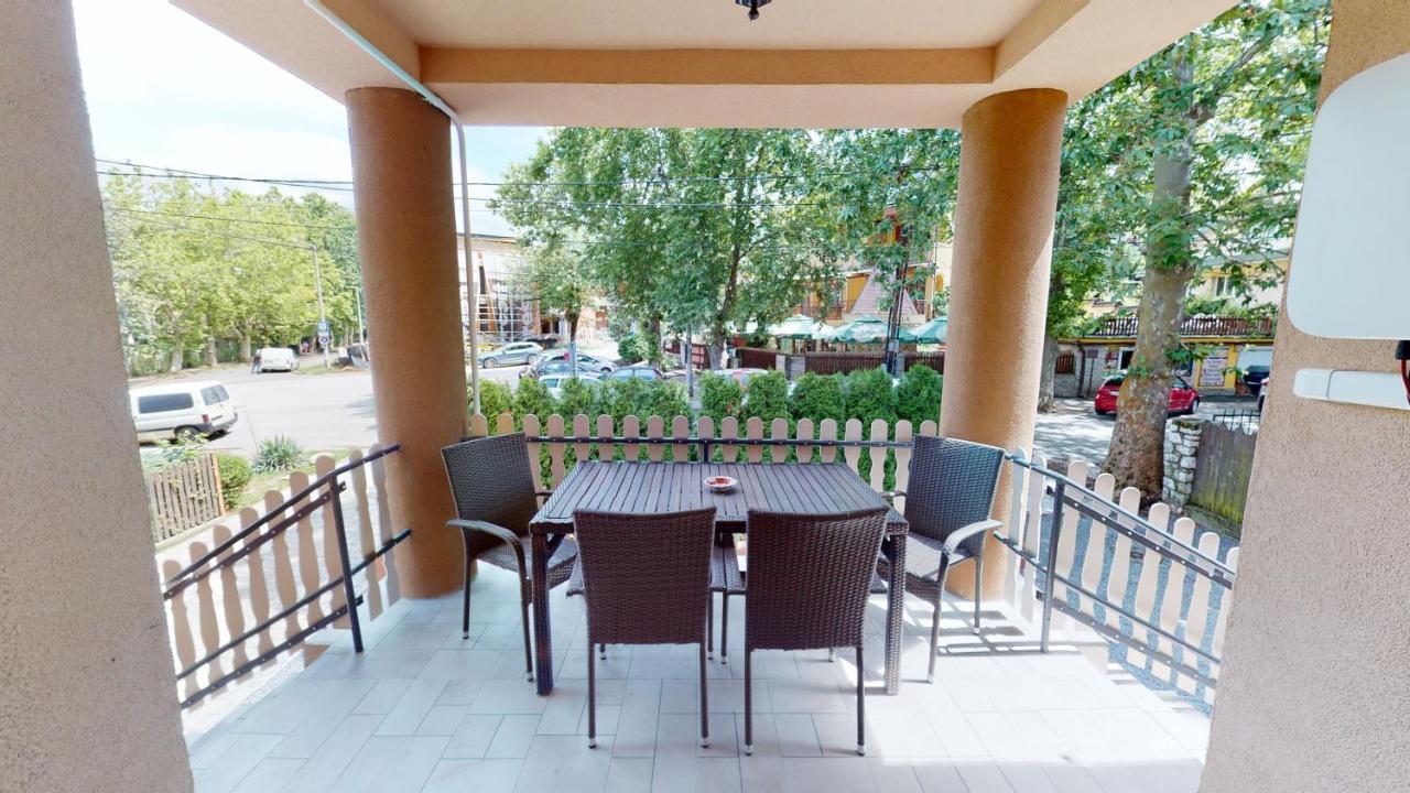Family Apartman Mişcolţ Exterior foto