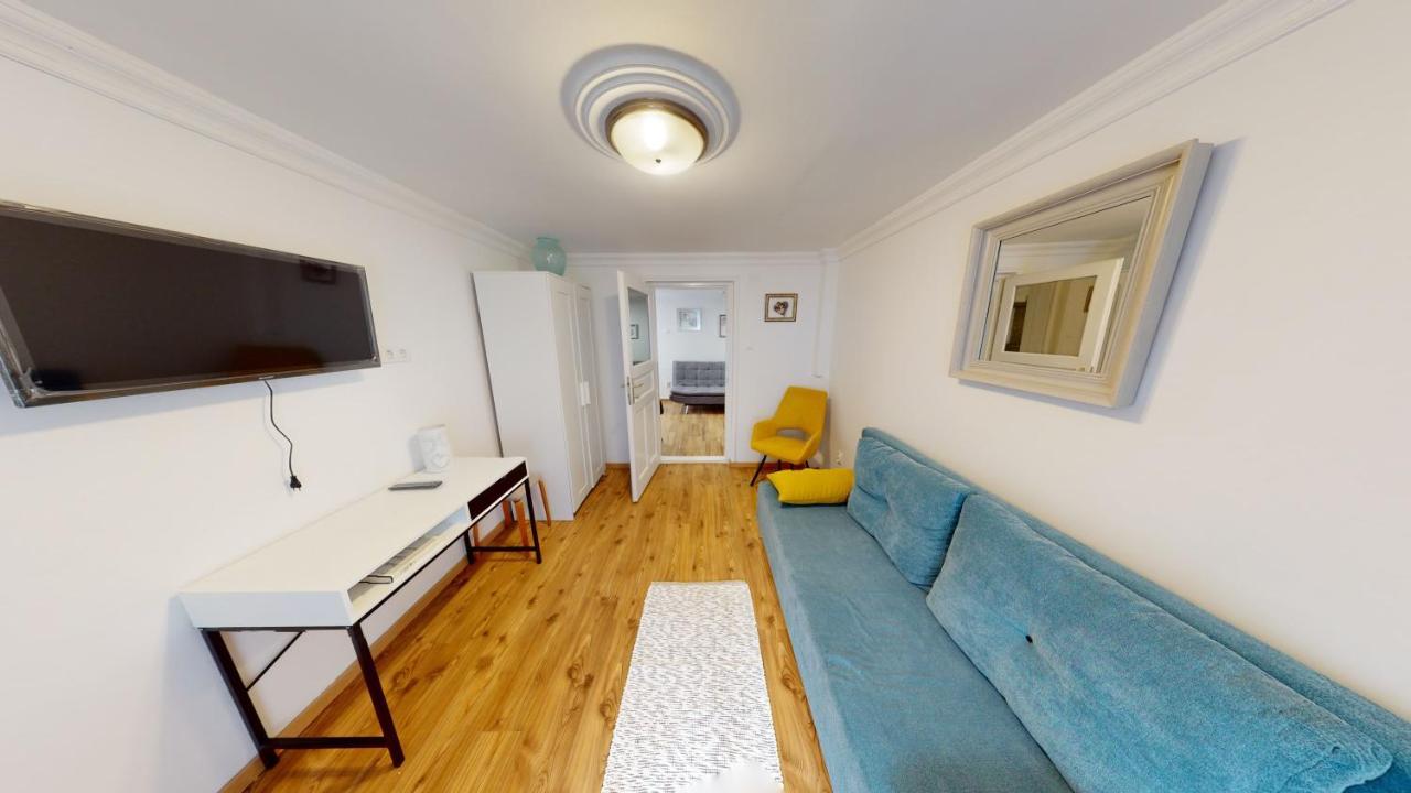 Family Apartman Mişcolţ Exterior foto
