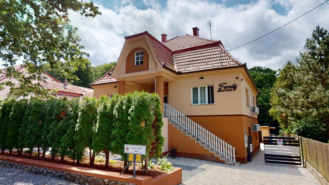 Family Apartman Mişcolţ Exterior foto